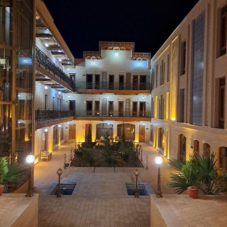 Caravan Plaza Inn Boutique Бухара Экстерьер фото