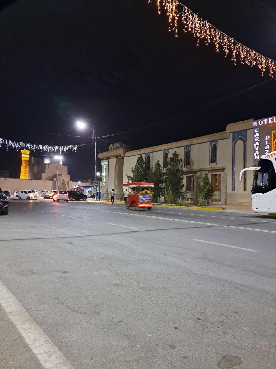Caravan Plaza Inn Boutique Бухара Экстерьер фото