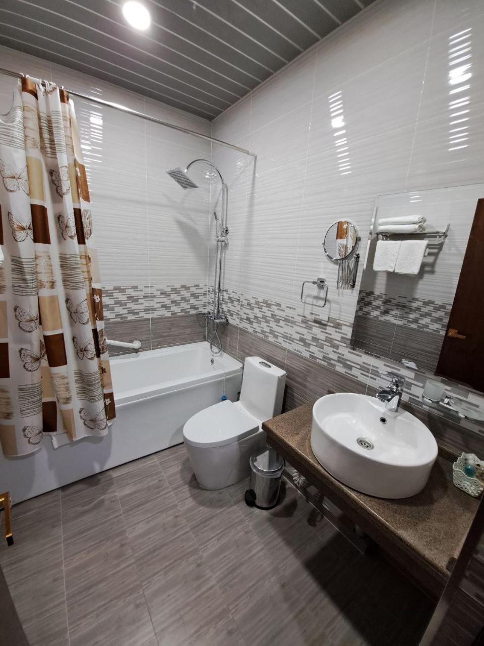Caravan Plaza Inn Boutique Бухара Экстерьер фото